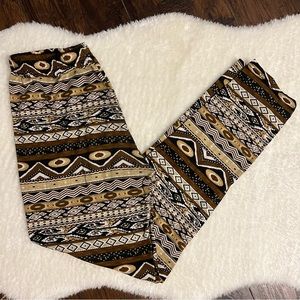 🤎 Medium/Large High-Rise Tribal Print Boho Leggings/Tights 🤎